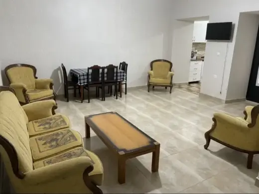 იყიდება, ბინა