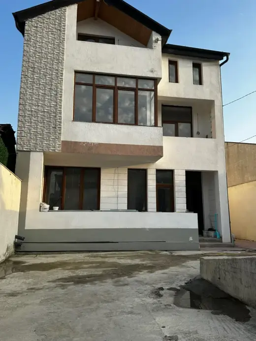 იყიდება, კერძო სახლი