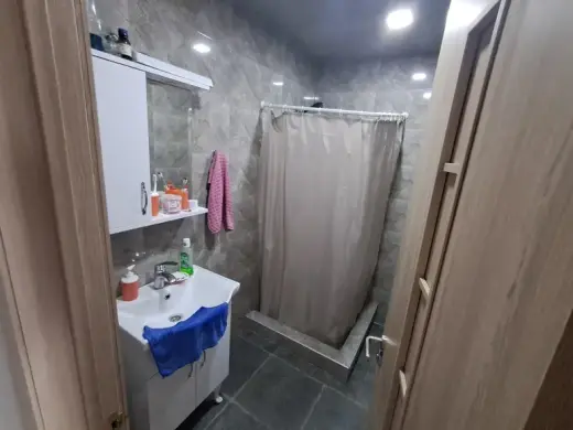 იყიდება, ბინა