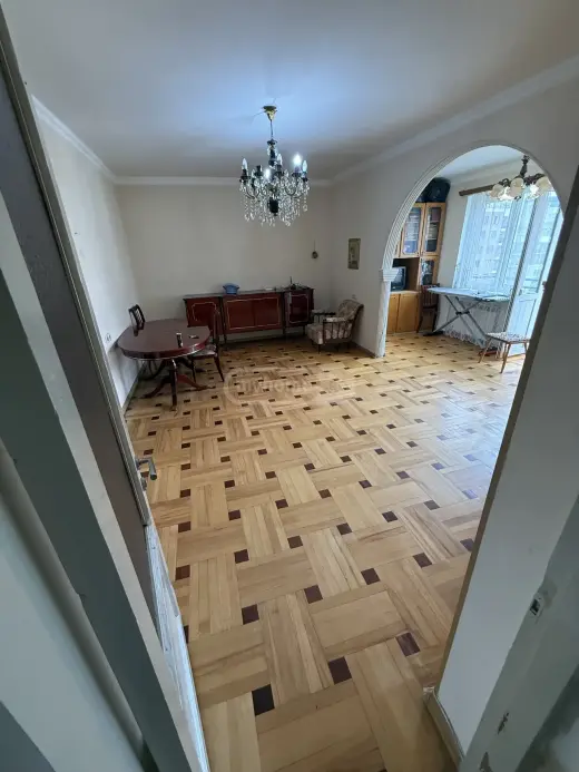 იყიდება, ბინა