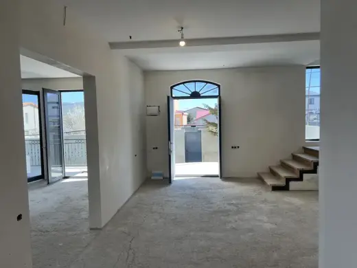 იყიდება, ვილა