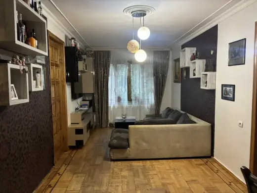 იყიდება, ბინა