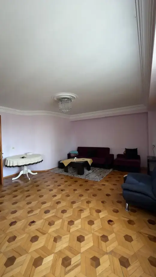 იყიდება, ბინა