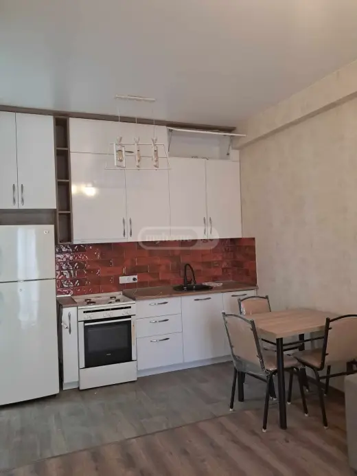 ქირავდება, ბინა