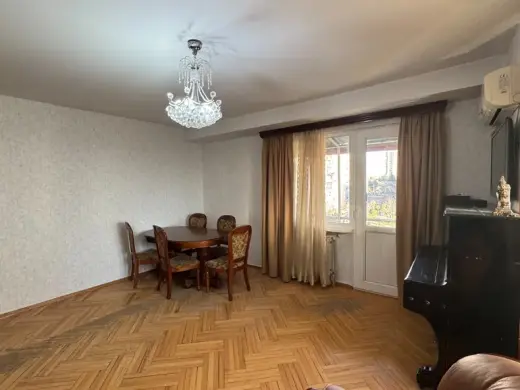 იყიდება, ბინა
