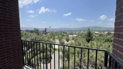 იყიდება, ბინა