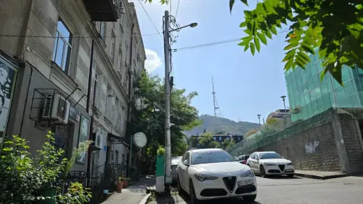 იყიდება, ბინა