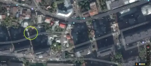 იყიდება, მიწა