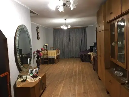 იყიდება, კერძო სახლი