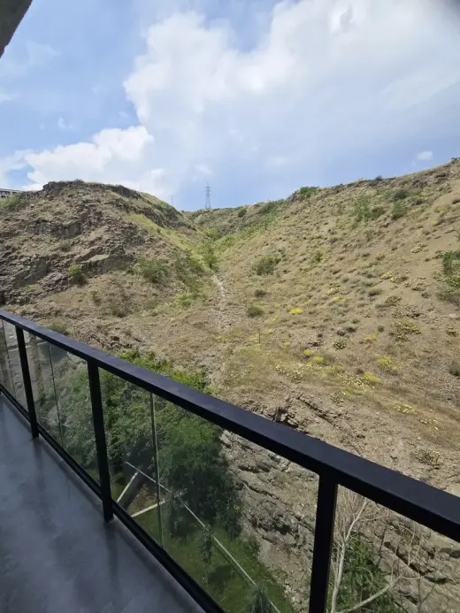 ქირავდება, ბინა