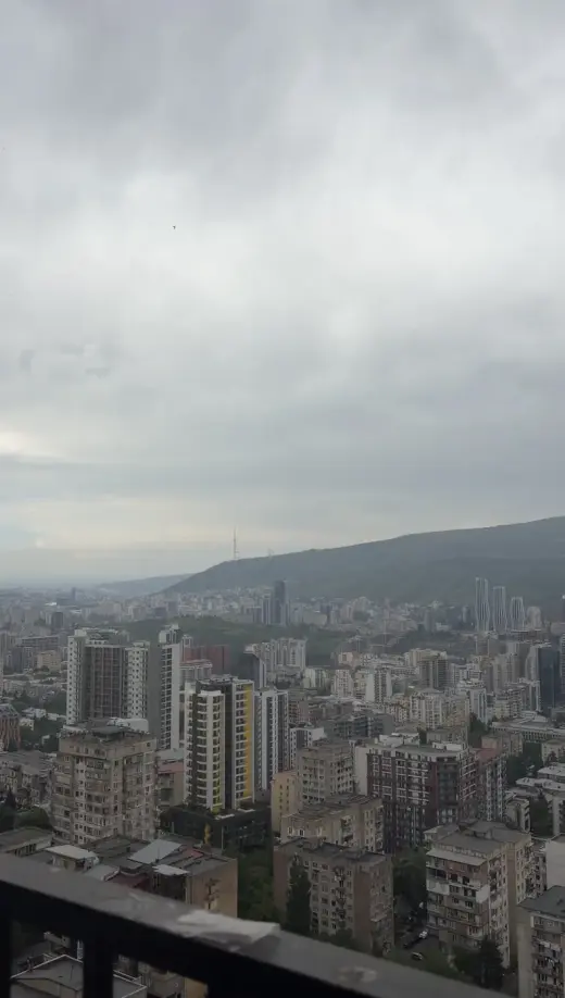 იყიდება, ბინა