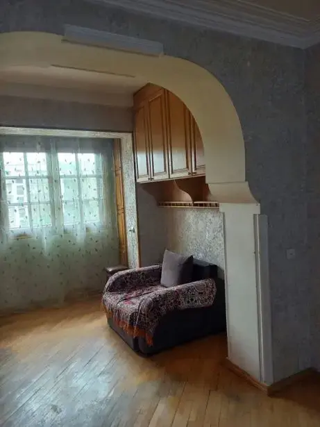 ქირავდება, ბინა