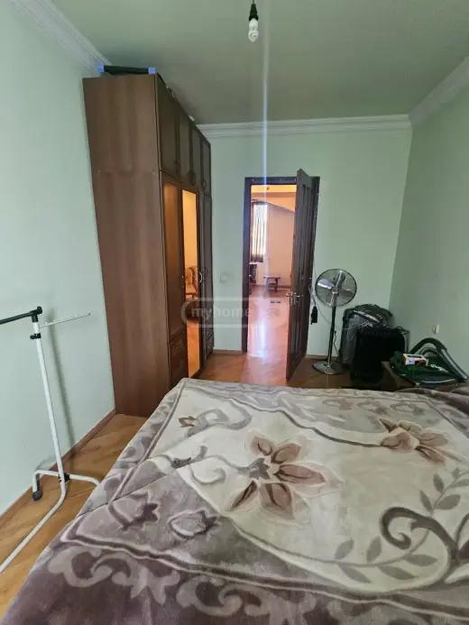 იყიდება, ბინა