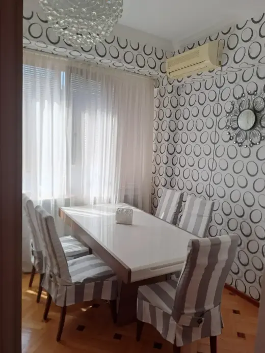 ქირავდება, ბინა