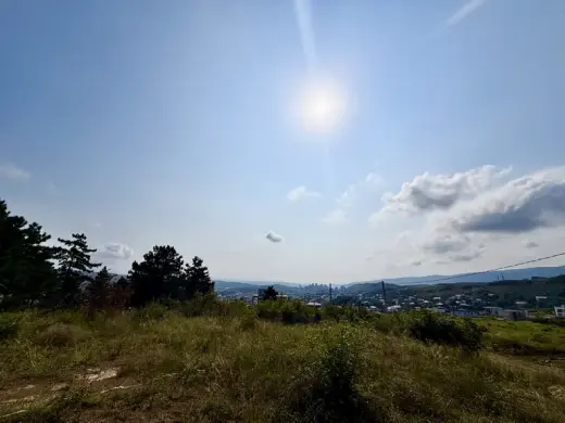 იყიდება, მიწა