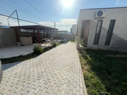 იყიდება, კერძო სახლი