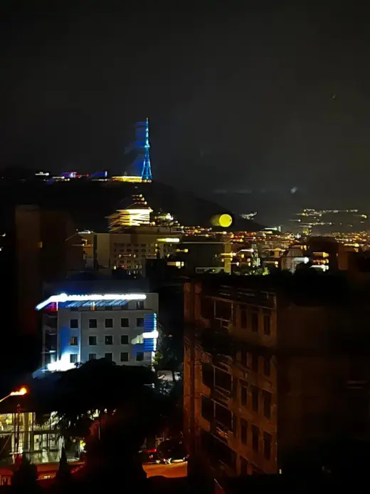 იყიდება, ბინა