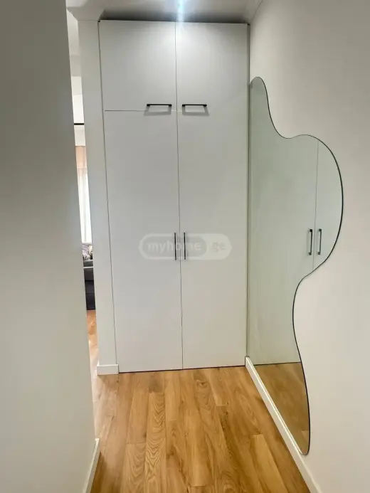 იყიდება, ბინა