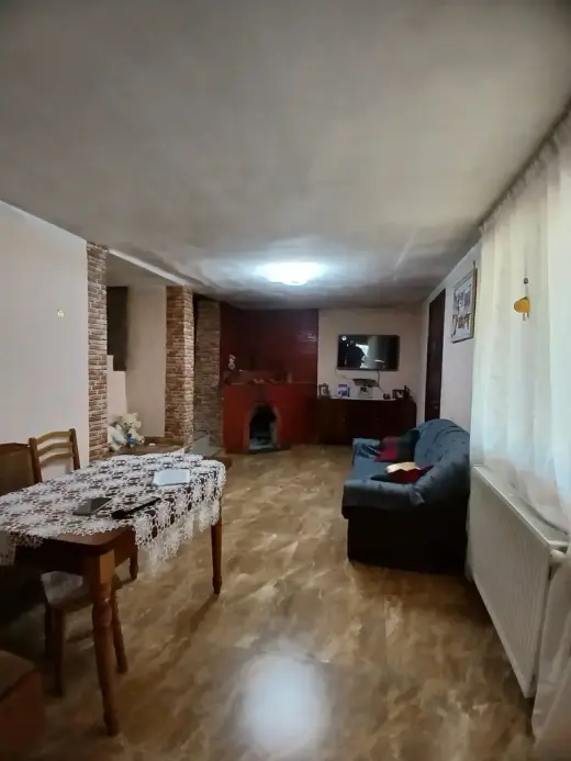 იყიდება, კერძო სახლი