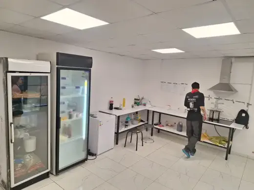 იყიდება, კომერციული ფართი