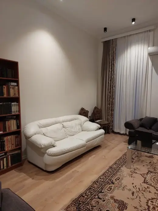 იყიდება, ბინა