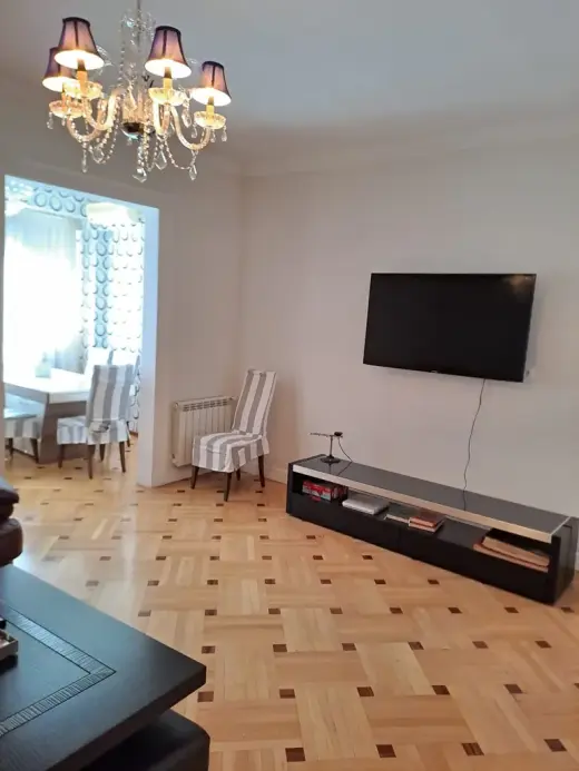 For Rent, Apartment