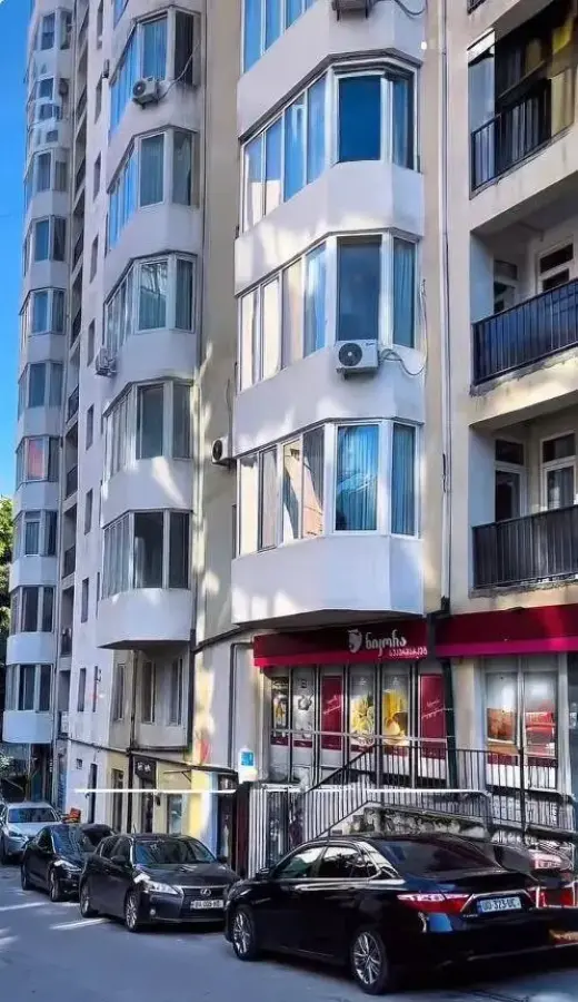იყიდება, ბინა
