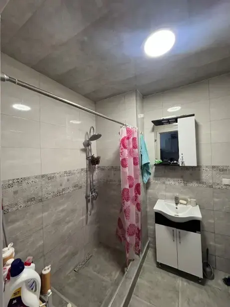 იყიდება, ბინა