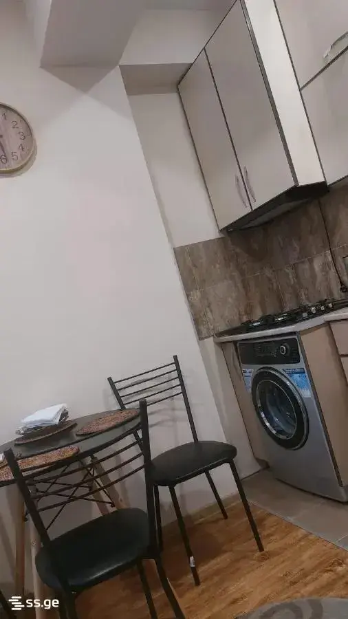 ქირავდება, ბინა