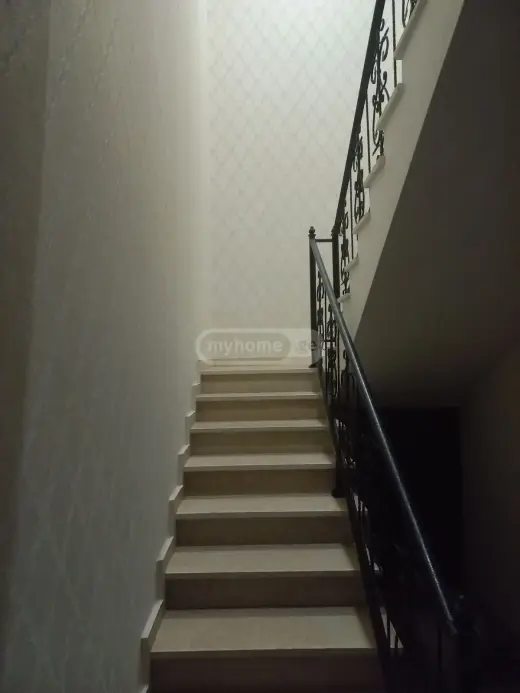 იყიდება, კერძო სახლი