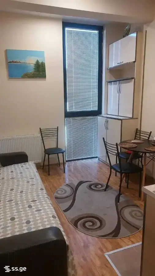 ქირავდება, ბინა