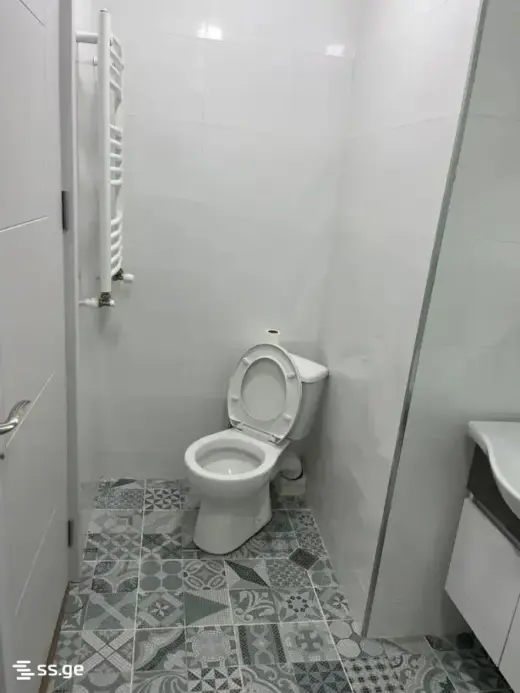 ქირავდება, ბინა