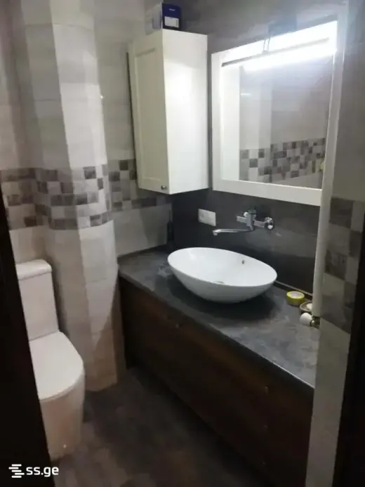 ქირავდება, ბინა