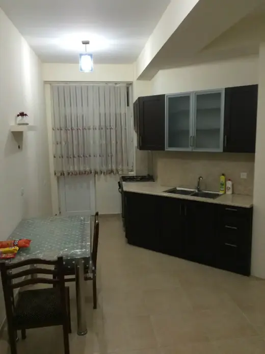 იყიდება, ბინა