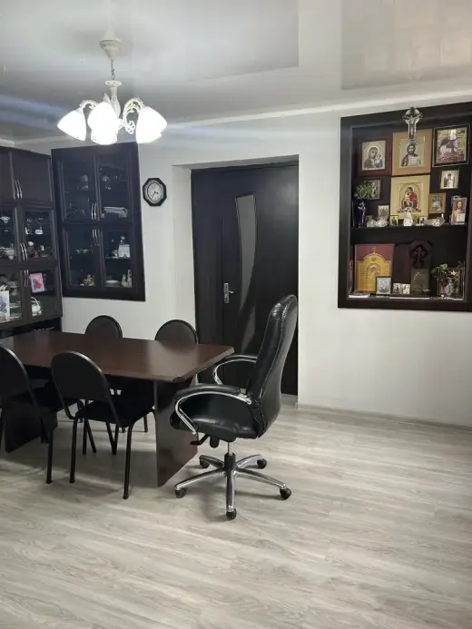 იყიდება, კერძო სახლი