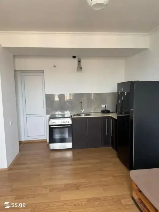 ქირავდება, ბინა