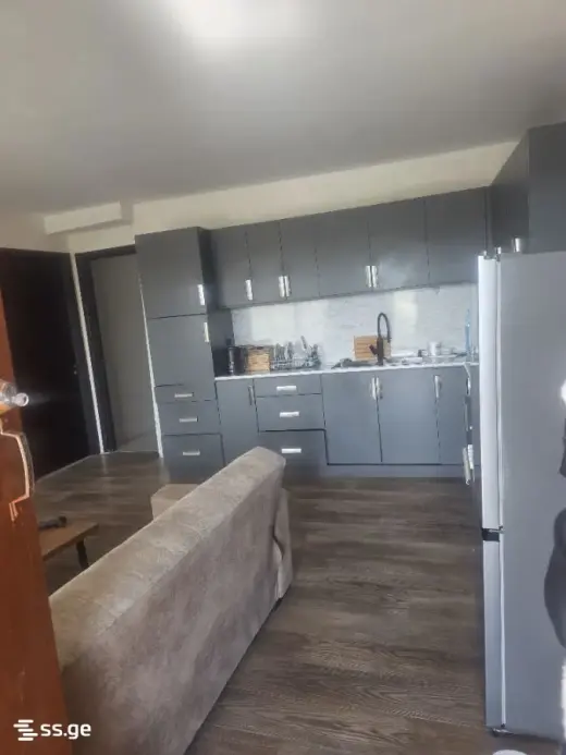 იყიდება, ბინა