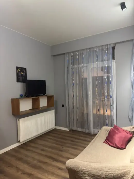 ქირავდება, ბინა