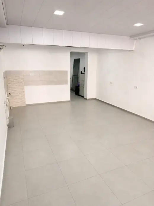 იყიდება, კომერციული ფართი