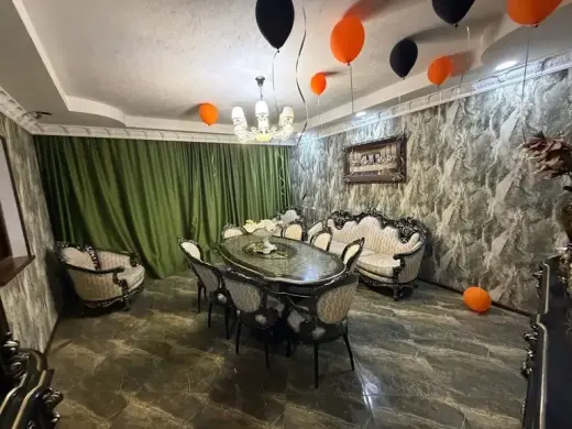 იყიდება, კერძო სახლი