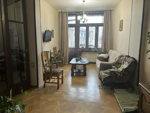იყიდება, ბინა