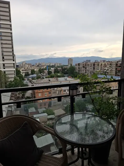 იყიდება, ბინა
