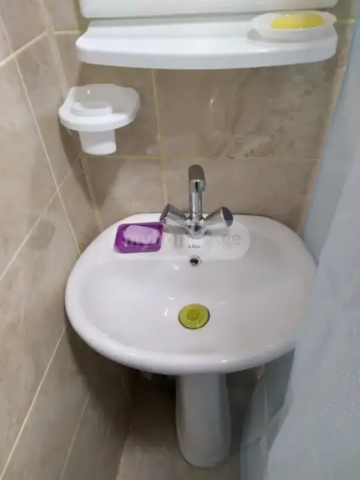 ქირავდება, ბინა