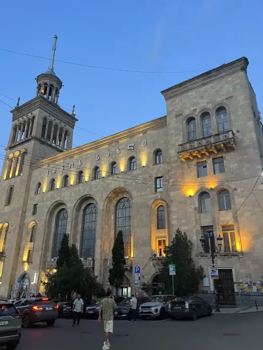 იყიდება, ბინა