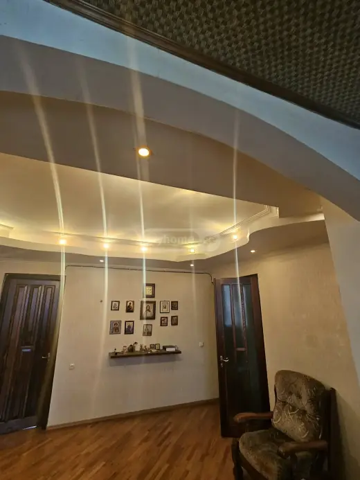 იყიდება, ბინა