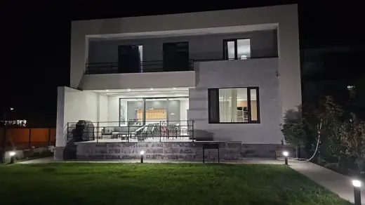 იყიდება, კერძო სახლი