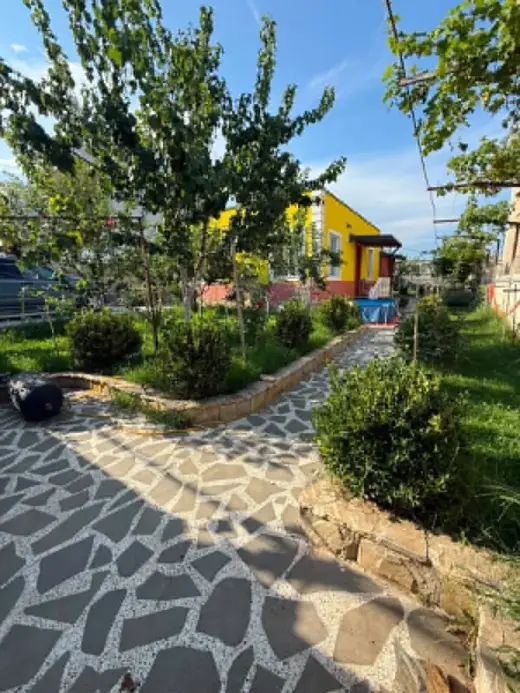 იყიდება, კერძო სახლი