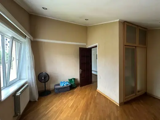 იყიდება, კერძო სახლი