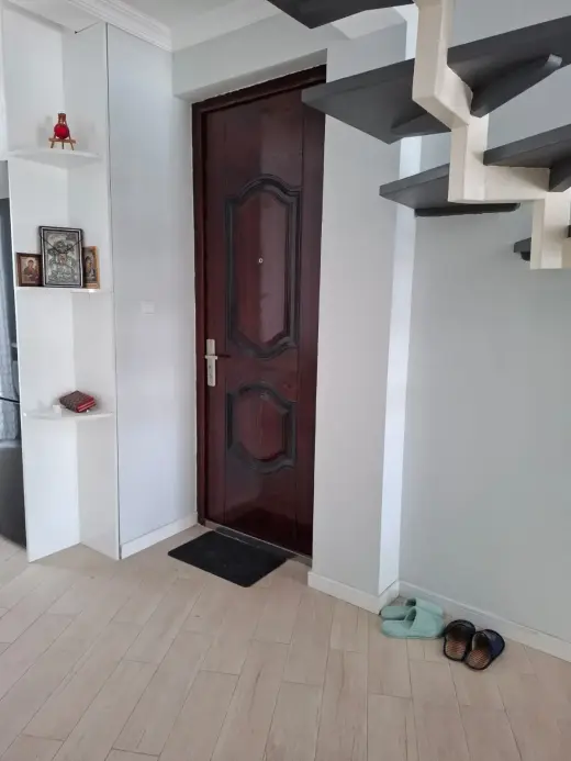 იყიდება, ბინა