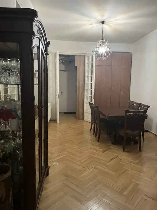 იყიდება, ბინა